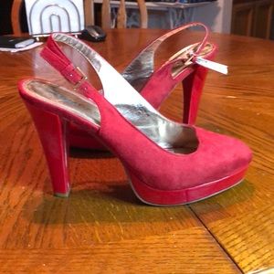 Rampage red suede sling backs size 7.5